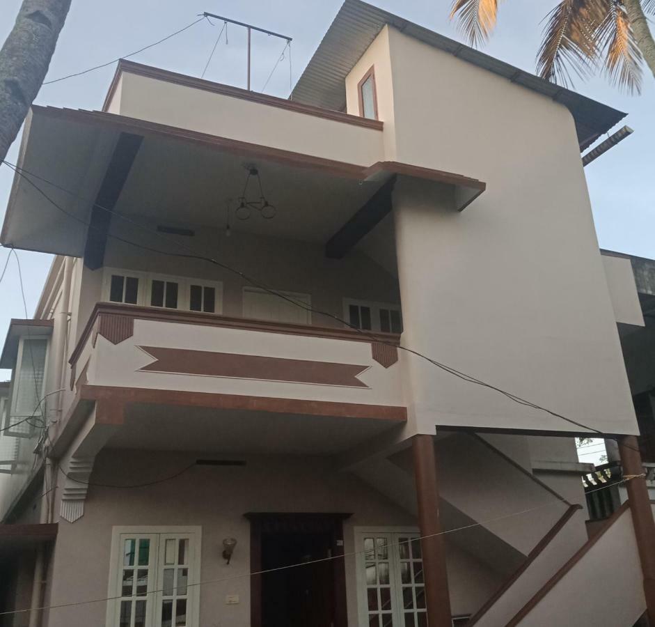 Frangipani Holiday Home Fort Kochi Dış mekan fotoğraf